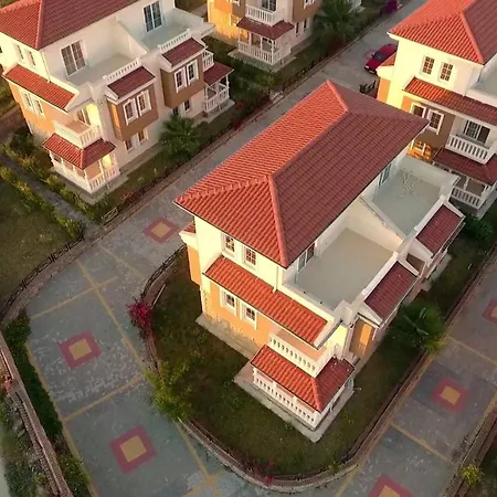 Super Luxury 3 Bedrooms Avsallar 1 * Okurcalar